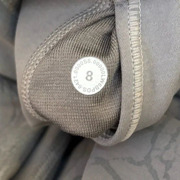 Lululemon✨PRISTINE✨Wunder Train High-Rise Crop 23"✨Thread Dye Rover Black✨size 8 - Picture 8 of 15